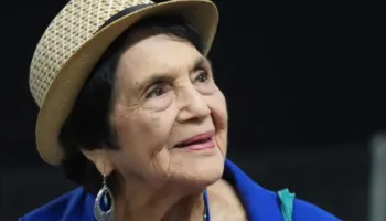 Shuhet në moshën 96-vjeçare ikona e të drejtave civile në SHBA, Dolores Huerta! Autorja e thirrjes së famshme: Po, ne mundemi!