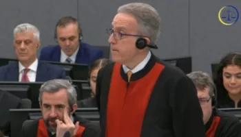 “Si e dinte Macron 6 ditë më herët?”- Avokati i Thaçit nxjerr videon e Vuçiçit dhe ngre pikëpyetje për dënimin e ashpër të ish-liderëve të UÇK: U takuan…