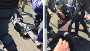 SKANDAL/ Efektivët tërheqin zvarrë gjimnazistët gjatë protestës! Polici e qëllon me shkelma edhe pse është i neutralizuar!
