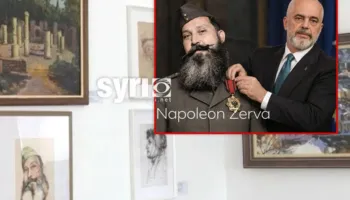 Skandali/ Portreti i Napoleon Zervës ekspozohet në Galerinë e Artit në Derviçan të Dropullit