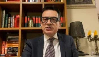 Spahiu: Berisha ua vodhi protestën 40 mijë studentëve në ’90, sot nga revolta kundër Ramës përfiton vetëm kreu i PD