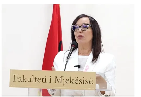 Spahiu uron studentët e Mjekësisë: Pa humanizëm nuk do të jeni kurrë mjekë të mirë