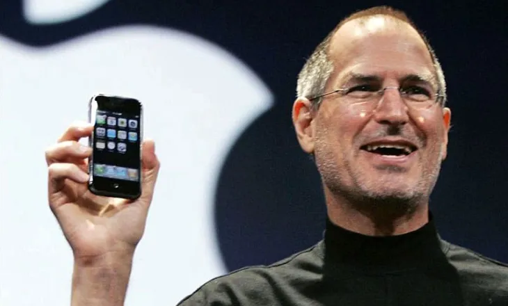 Steve Jobs, njeriu që ndryshoi botën e teknologjisë
