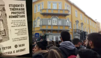 Studentët sot në protestë kombëtare, tubim përpara Ministrisë së Arsimit!