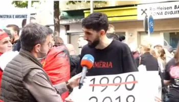 Studenti para Ministrisë së Arsimit: Largohu Edi Rama, nuk ke qenë kurrë kryeministër i denjë!