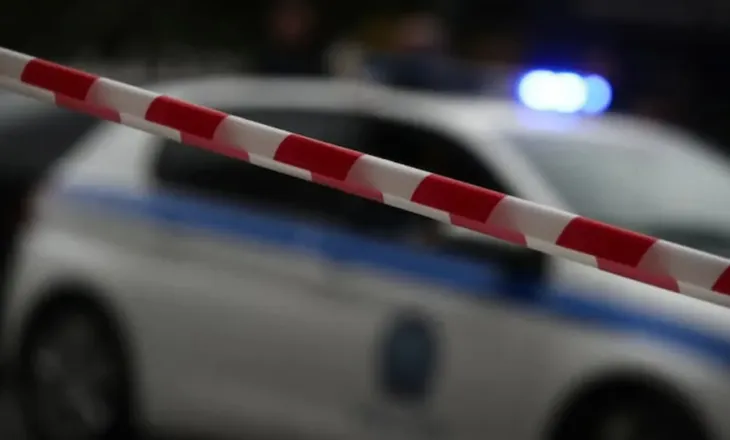 Sulm me thikë në Greqi, 58-vjeçari shqiptar plagoset rëndë nga një 17-vjeçar