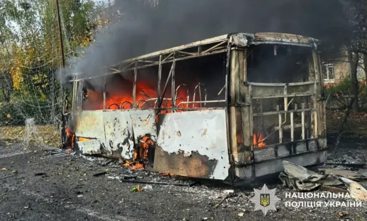 Sulm rus ndaj autobusëve në Ukrainë, vriten 33 persona dhe plagosen 18 të tjerë
