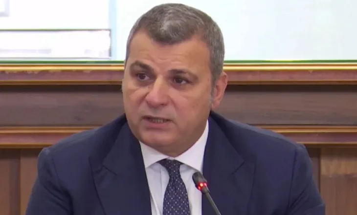 Sulmet e protestuesve ndaj bankave, Gent Sejko: Depozitat e qytetarëve janë të sigurta