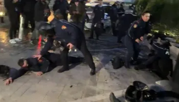”Sulmi ndaj një komisariati policie jo protestë”, drejtori Hita: 10 efektivë policie të plagosur te Komisariati nr.3