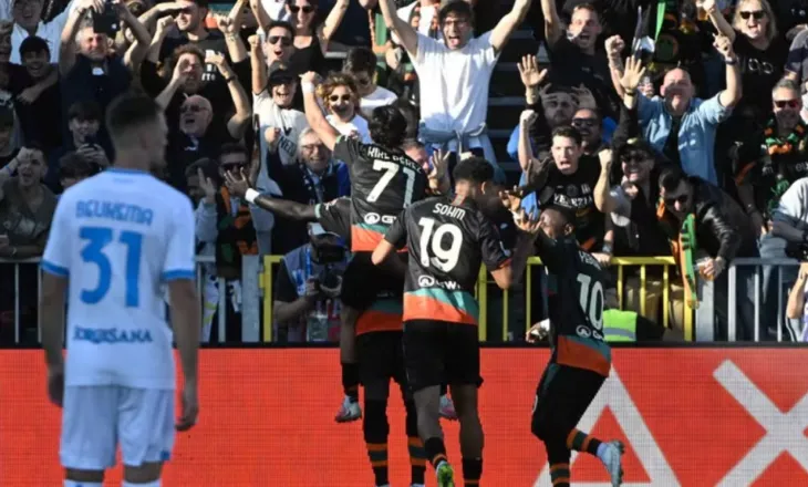 Surprizë e madhe në Serie A. Venezia e bën “sefte” për këtë sezon dhe merr tre pikëshin e artë ndaj Napolit (video)