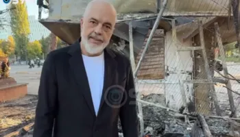 SYRI TV/ Revolta – Rama vijon propagandën, u qan hallin e bizneseve pasi i la pa mbrojtje: Po shtyhen nga duar të huaja