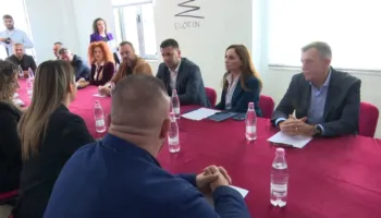 Tabaku shkon në burg/ Pas vizitës në Reç, kundërshton PS për ndryshimet në Kodin Penal