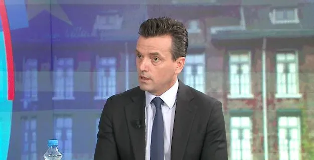 “Tallje e Ramës”/ Shehaj: Nëse Balluku mungon në votimin e Reformës Territoriale, do ta nxjerrë zbuluar teatrin Braçe-Rama