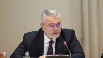 Të miturit e përfshirë në protestat e dhunshme, ministri Gogu propozon 4 masat e reja për fëmijët që shoqërohen nga Policia!