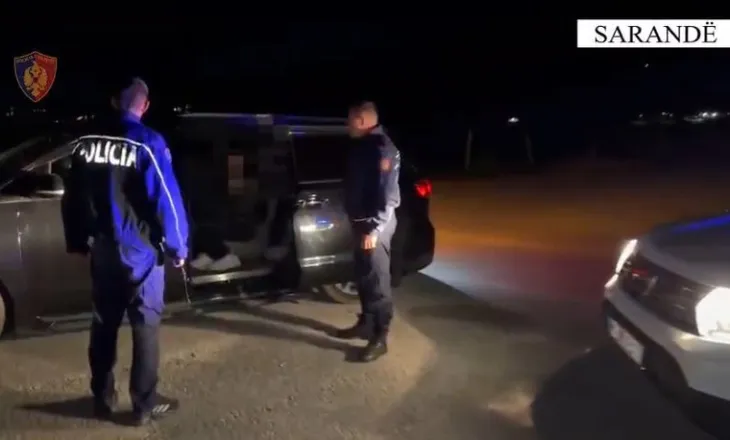 Të riut në Sarandë i gjenden 21 emigrantë në furgon, arrestohet nga policia. Merrte 2800 euro për person për të shkuar në Itali