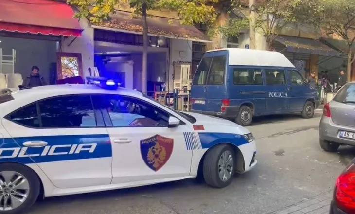 Të shtëna me armë te “Ali Demi” në Tiranë, forca të shumta policie rrethojnë një lokal