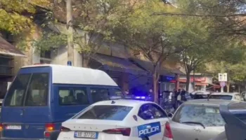 Të shtëna me armë te “Ali Demi”, shpallen në kërkim dy persona