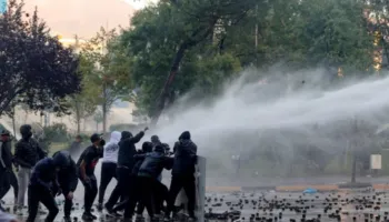 Televizioni publik belg: Policia shqiptare po përdor plumba gome që shkaktojnë plagë shumë serioze