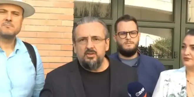 Teliti: Lulishtja te parku “Rinia” po zëvendësohet me kullën e betonit që të pasurohet klientela qeverisëse