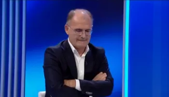 Thirrjet e kryeministrit, Tela: 12 karriget e Ramës janë teatër i pastër, nuk ka dialog
