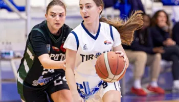 Tirana komandon e pamposhtur Superligën, Flamurtari e Vllaznia triumfojnë jashtë fushe