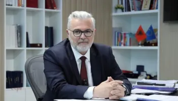 Toni Gogu urdhëron inspektimin e 24 transferimeve në burgje, në listë edhe Erion Veliaj