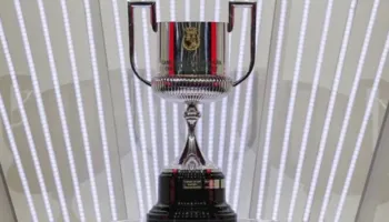 Tragjedia hekurudhore në Spanjë, Federata e Futbollit merr vendimin e papritur, shtyhen 24 ndeshje të Kupës së Mbretit!