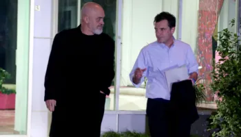 Transferimi në burgun e Fierit/ Veliaj shënjestron Ramën: Dua të shoh autorizimin e Kryeministrit