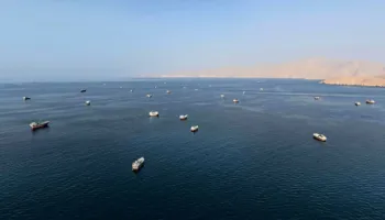 Transportonte 2500 kontejnerë/ Anija e mallrave fundoset në Hormuz, shkak mina detare