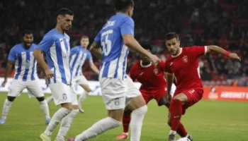 Trazirat në derbin Partizani-Tirana, merren nën procedim 3 persona, shpallet në kërkim një 19-vjeçar!