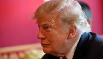 Trump nga Kansas: Nuk planifikoj të dëmtoj prodhuesin kanadez të avionëve Bombardier