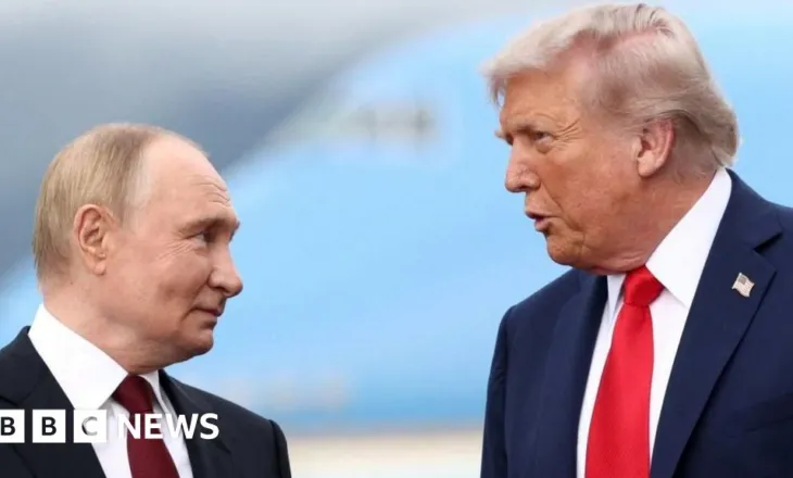 Trump pezullon disa sanksione ndaj Rusisë ndërsa përplasja me Zelenskyn intensifikohet