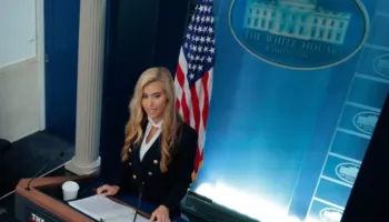 Trump shkarkon sekretaren e shtypit të Shtëpisë së Bardhë, pas vetëm një jave në detyrë