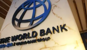 “Turizmi, shtylla kryesore!”- Raporti i Bankës Botërore: Ekonomia shqiptare pritet të rritet me 3.4%, borxhi publik bie nën 50% të PBB-së!