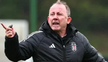 Turqia gjen zëvendësuesin e Montellës, kontratë 4-vjeçare me ish-futbollistin e kombëtares