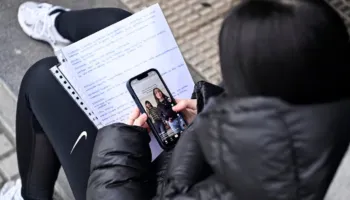 Turqia ndalon rrjetet sociale për fëmijët nën 15 vjeç, ligji hyn në fuqi më 1 nëntor