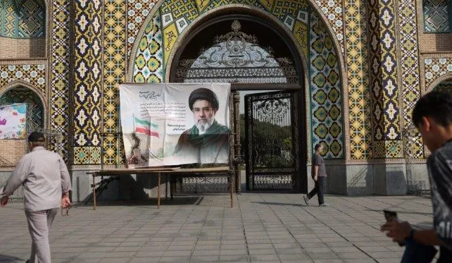 Udhëheqësi suprem i Iranit, Mojtaba Khamenei, takohet me shefin e sigurisë