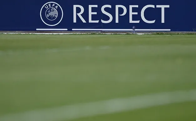 Udhëheqësit e Kroacisë kritikojnë thirrjet pro-naziste përpara ndeshjes Hajduk Split-Ajax