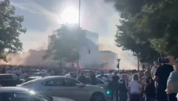 Ultrasit e Hajduk e teprojnë para sfidës me Ajaks: Shkel, shkel shkel…(video)