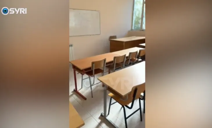 Universiteti ‘Aleksandër Xhuvani’ bojkoton auditoret, solidarizohen pas dhunës së Policisë ndaj studentëve