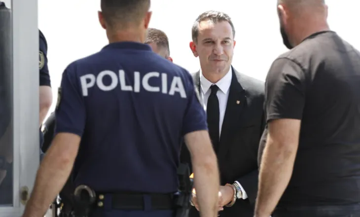 Veliaj transferohet nga Durrësi në paraburgimin e Fierit, vendimi jo me kërkesën e tij