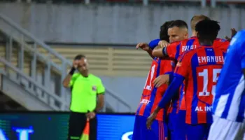 Vendos një supergol në pjesën e parë të klasikes së futbollit shqiptar, rrjeta të paprekura në Durrës (video)