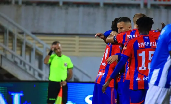 Vendos një supergol në pjesën e parë të klasikes së futbollit shqiptar, rrjeta të paprekura në Durrës (video)