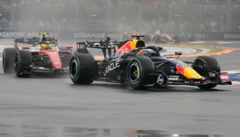 Verstappen fiton garën sprint në Singapor, dy Ferrari në podium, 9 makina nuk e mbyllin garën