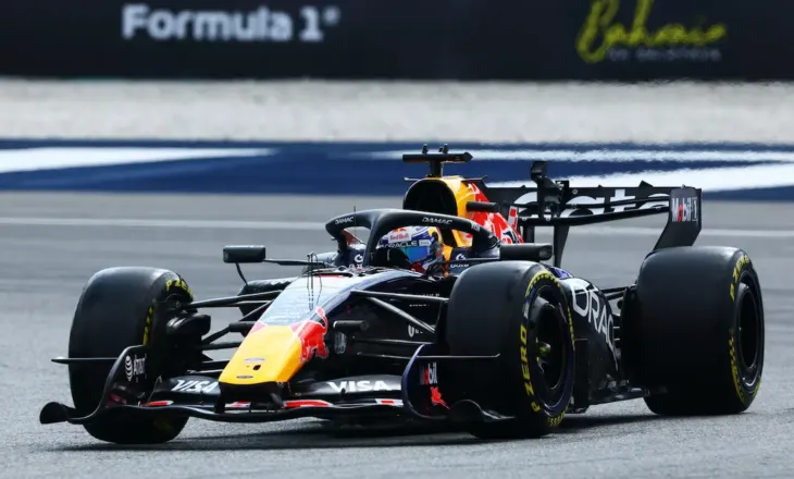 Verstappen triumfon në Sepang në garën më kaotike të sezonit, ndjek Antonelli e dy makinat Ferrari
