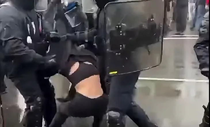 VIDEO: “Merrni shembull nga Parisi!”/ Një ‘mesazh’ për policinë dhe ‘dhunën’ në protestat e Tiranës