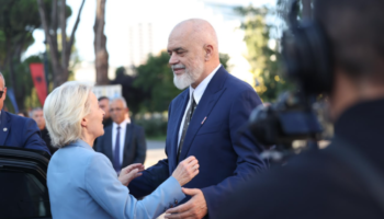 VIDEO / Rama ndan pamjet nga vizita e Von der Leyen: Ju uroj një ditë të mbarë me…