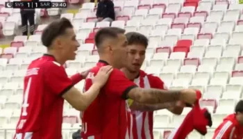 VIDEO/ Rei Manaj nuk ndalet me gola në Ligën e Parë të Turqisë, e kishte si lojë fëmijësh