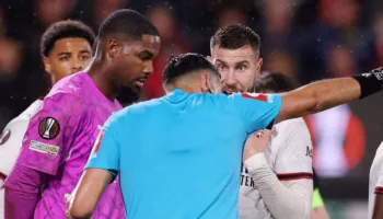 (VIDEO) Veprimi i pashpjegueshëm antisportiv i Mike Maignan sonte në Europa League