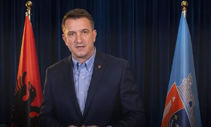 Videomesazhi me Inteligjencë Artificiale nga kryebashkiaku Veliaj: Dreka falas për çdo nxënës, asnjë pengmarrje nuk na ndal